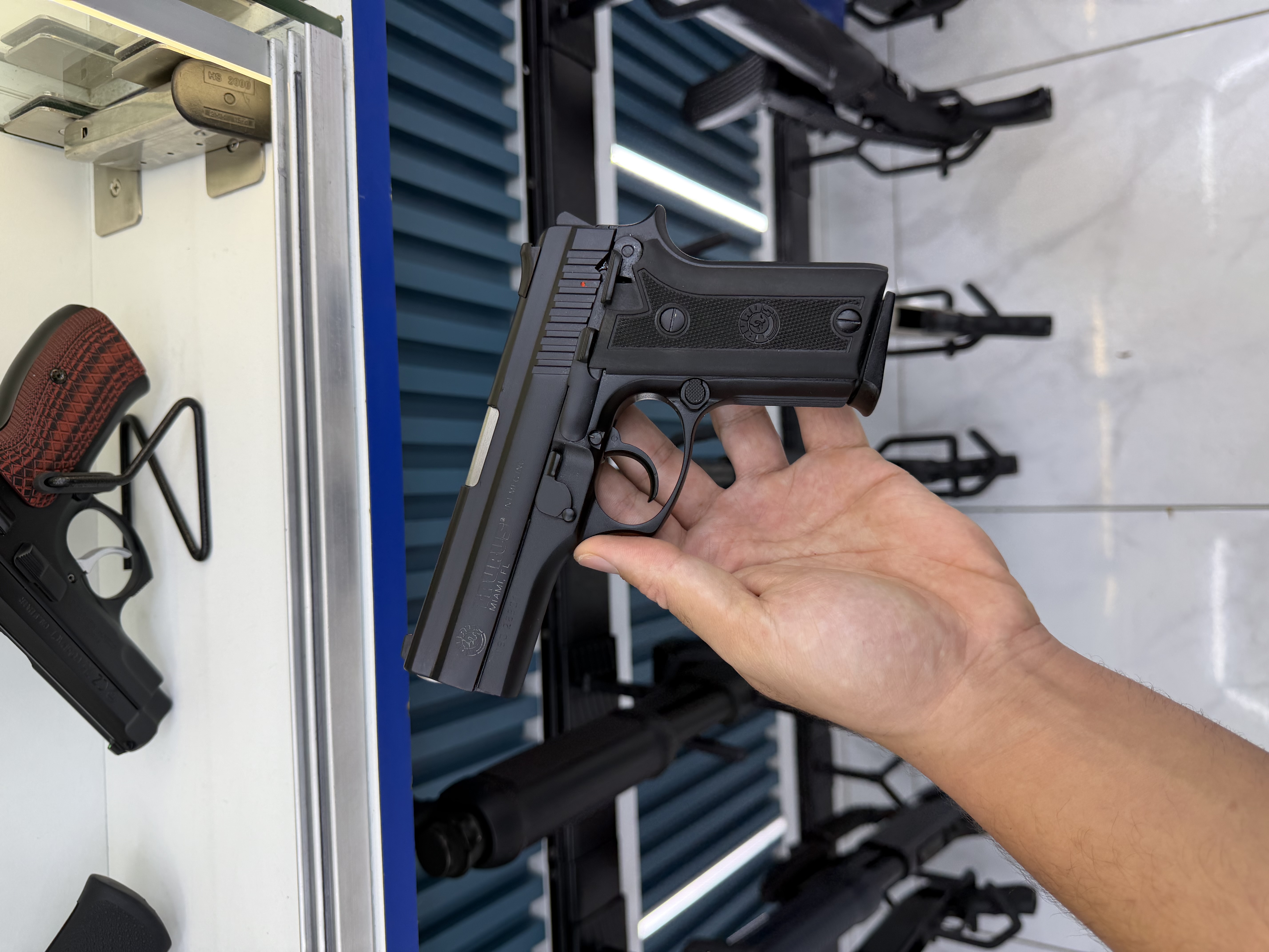 Taurus PT 915